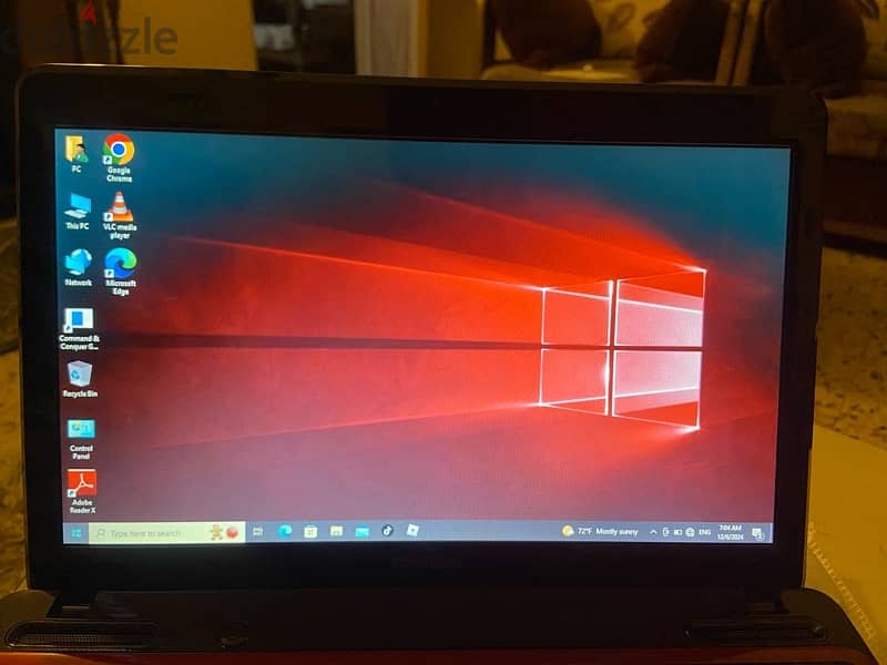 Toshiba laptop i5 barely used 2