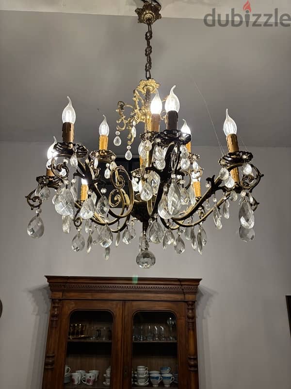 Chandelier for Sale - ثريا للبيع 0