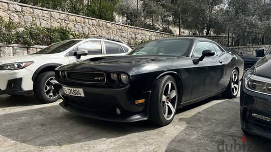 Dodge Challenger 2011