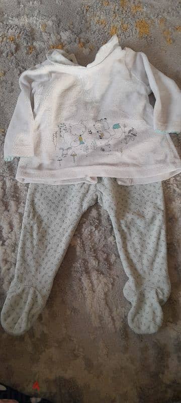 baby girl size 0/3 9