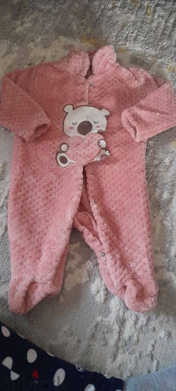 baby girl size 0/3 11