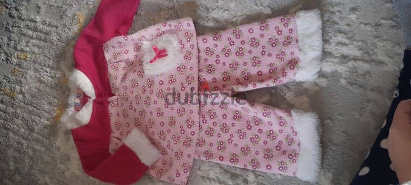 baby girl size 0/3 14