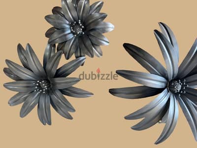 Metallic Bloom Decorative Set