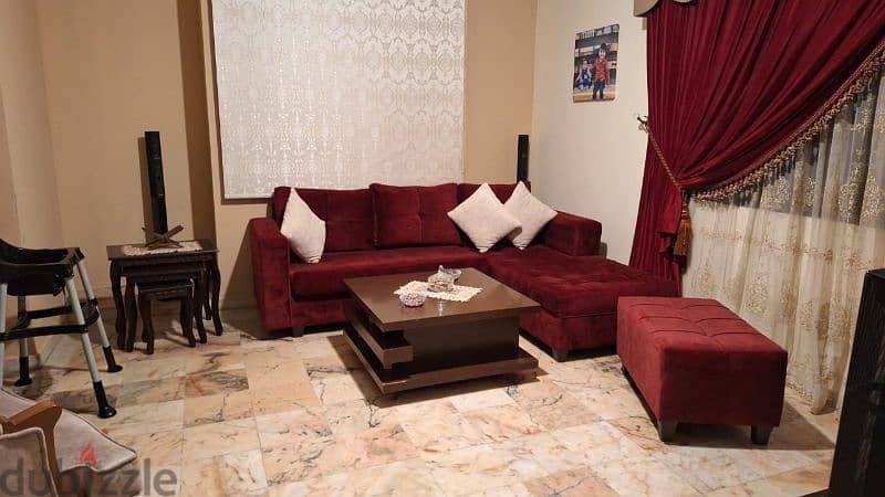 Full living room with salon for sale very good condition 7