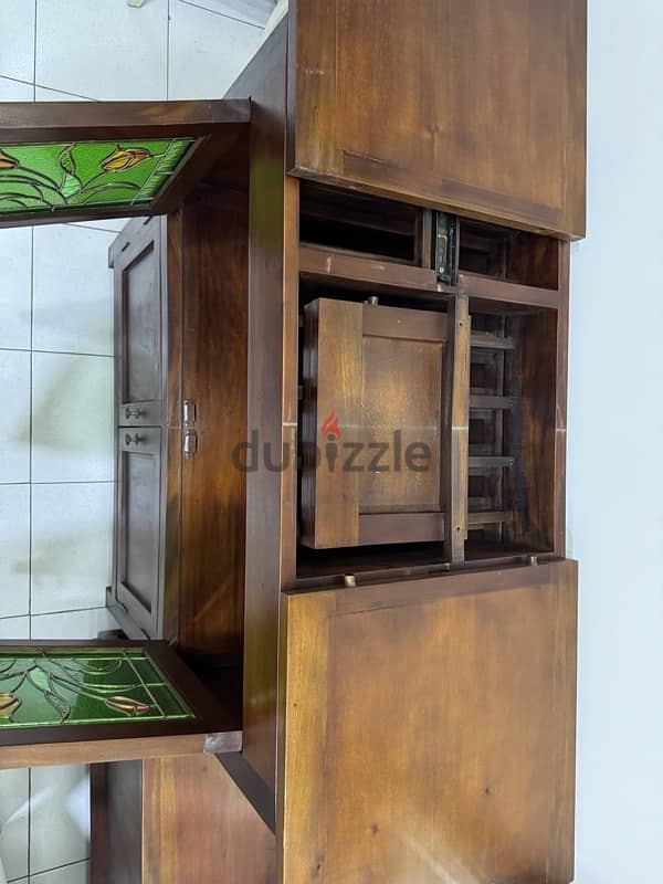 Stained Glass Bar Cabinet 3