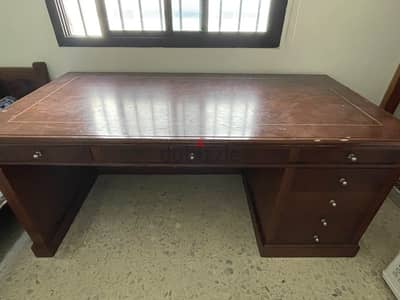 desk