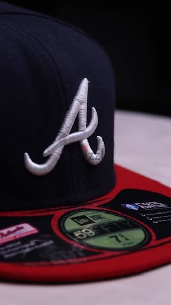 NEW ERA x MLB Atlanta Braves Blue & Red Cap. (XL) 1