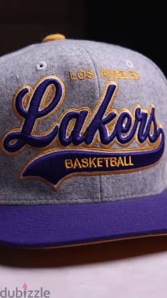 MITCHELL & NESS x NBA Los Angeles Lakers Grey & Purple Cap. (ADJ) 1