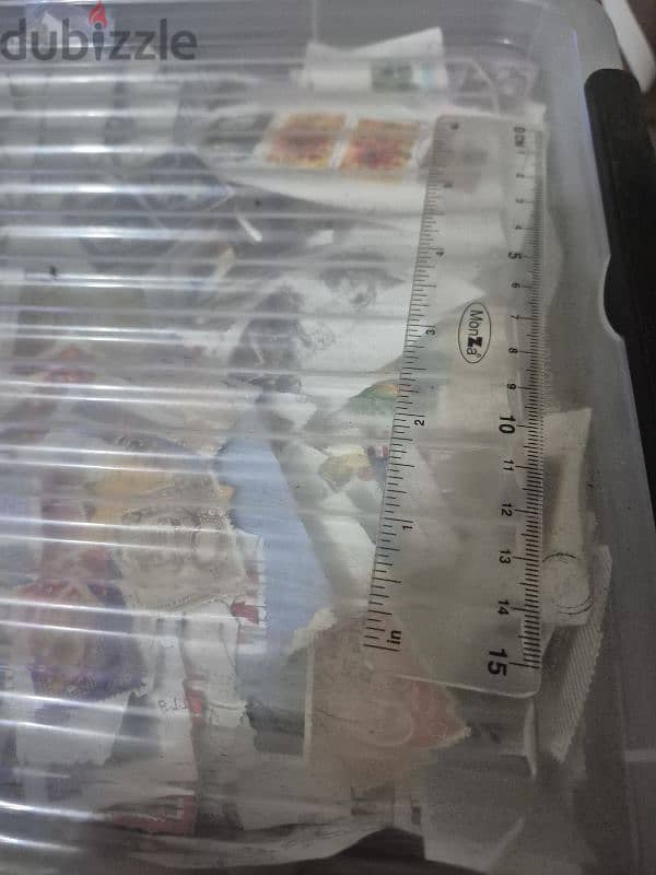 huge box of stamps (1.5kg) 4