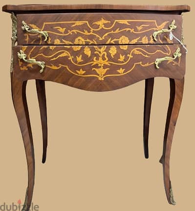 Baroque Console