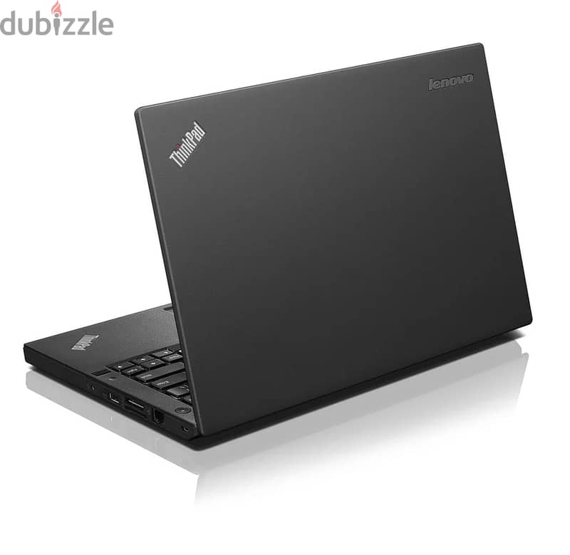 Lenovo x260, core i5 6th, 8GB ram, 256GB ssd 2