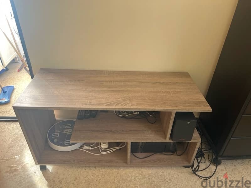 TV unit 0