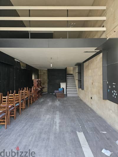 jbeil shop two floors for rent in a commercial area Ref#6426