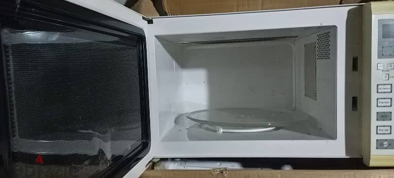 microwave 1