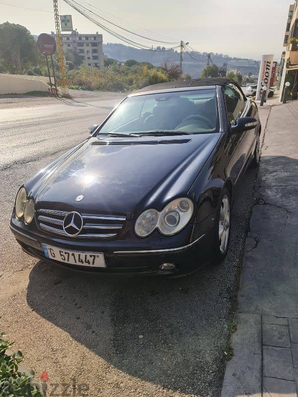 Mercedes-Benz CLK-Class 2005 0