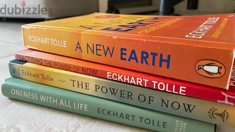 set of Eckhart Tolle books 0