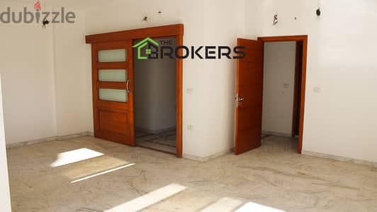 Apartment for Sale in Ras Al Nabaa  شقة للبيع في راس النبع