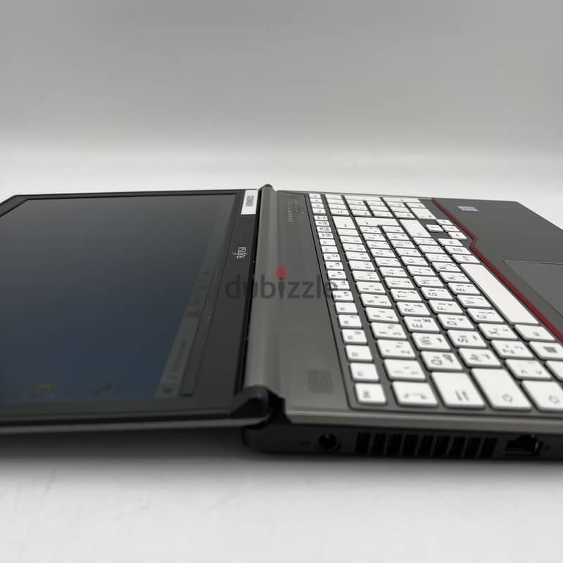 4605-Used laptop Fujitsu E756 Core i3 6200U 6th gen 2