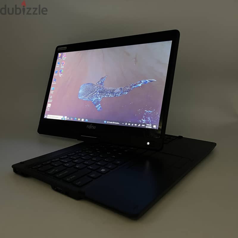 4705-Used Laptop Fujitsu Seimens T939 Core i5 8th Gen 8GB 13.3 4