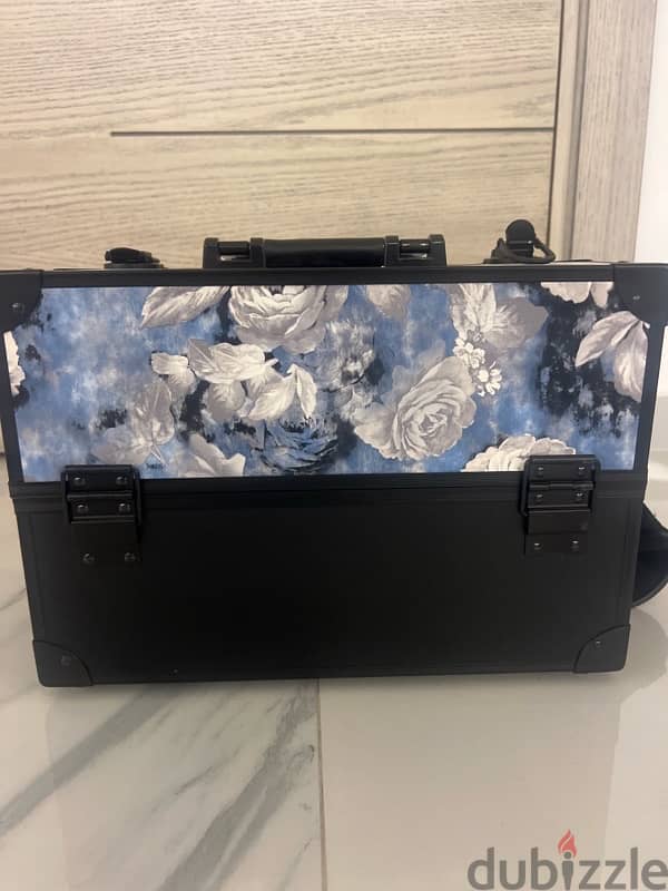 make up bag 0