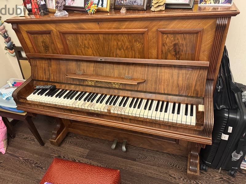 used like new piano 0