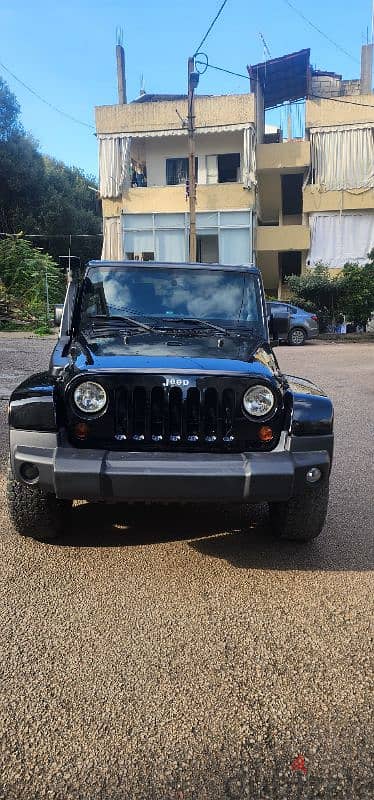 Jeep Wrangler 2011 0