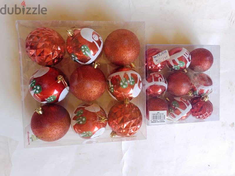 18 balls Christmas decorations 0