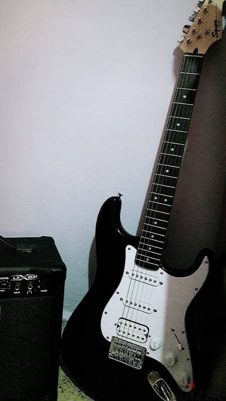 Guitar + Amplifier 2