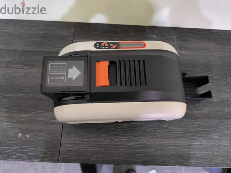 ID card printer Hiti c220 used twice like new 2