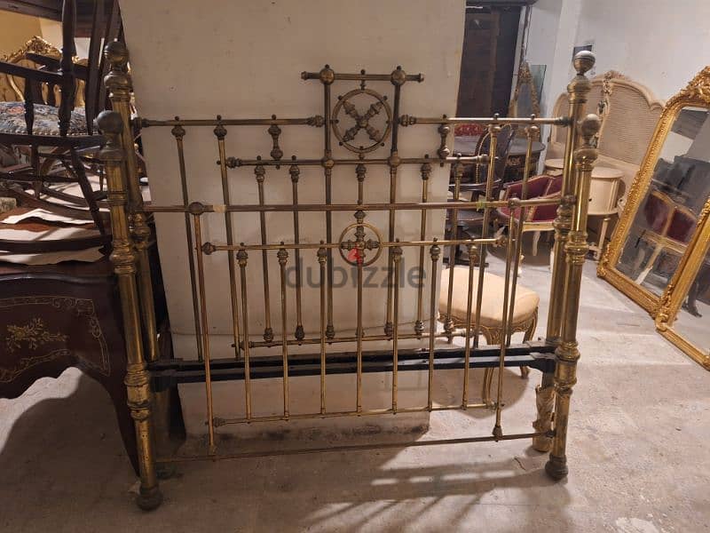 تخت نحاس انتيك رائع جدا انجليزي اصلي قديم copper bed 0