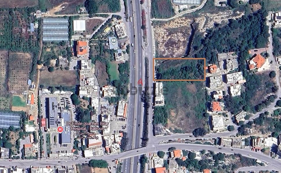 Land for Sale in Batroun Town - 1433 sqm with Construction Permit 0