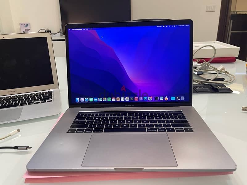 MacBook Pro 15 inch 2017, i7, 16gb ram and 500gb ssd 1