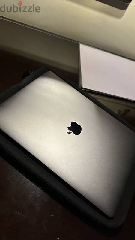 Macbook pro 13inch 2017 (with touch bar) Almost new 0