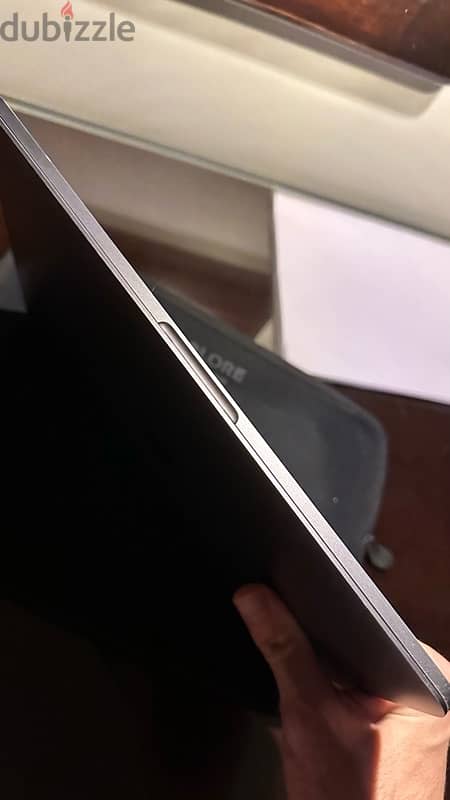 Macbook pro 13inch 2017 (with touch bar) Almost new 6