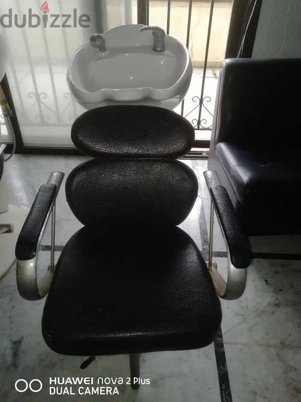 coiffure salon chairs for haircut & shampoo tel 03839841 1