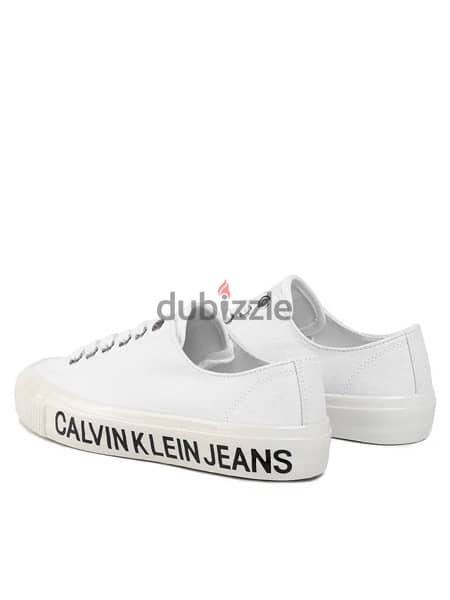 Brand New Calvin Klein shoes size 42 0