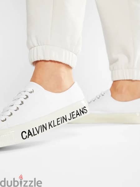 Brand New Calvin Klein shoes size 42 5