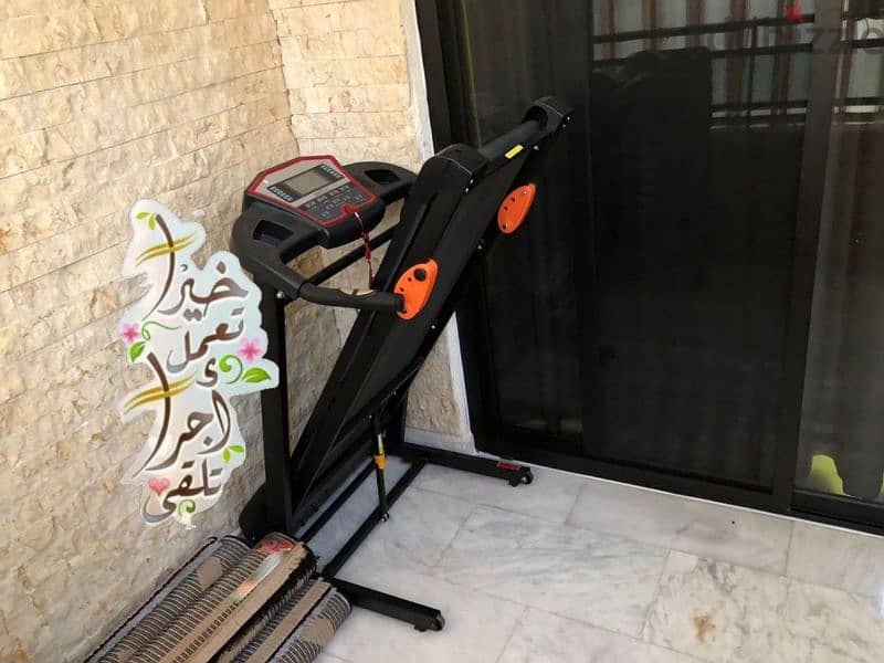 treadmill. . . like new. . . ktiiir ndifi 0