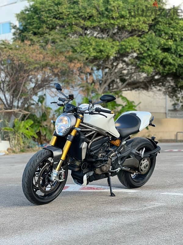 Ducati monster 1200S 0