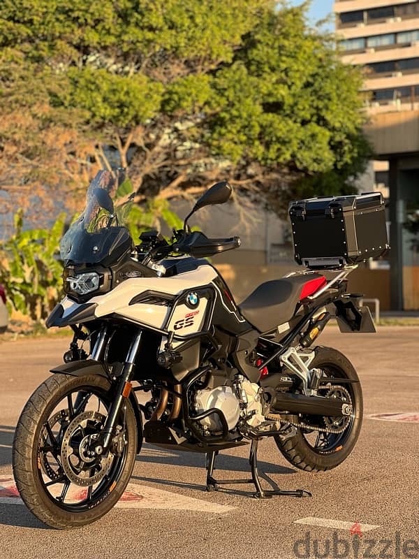 BMW 750 gs 5