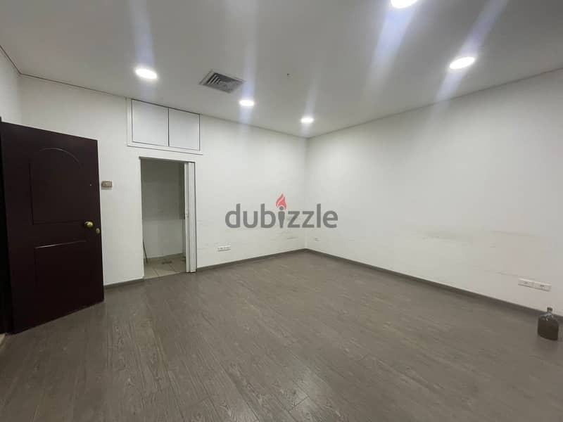 JH24-3799 Office 130m for rent in Downtown Beirut, $ 1,500 cash 0