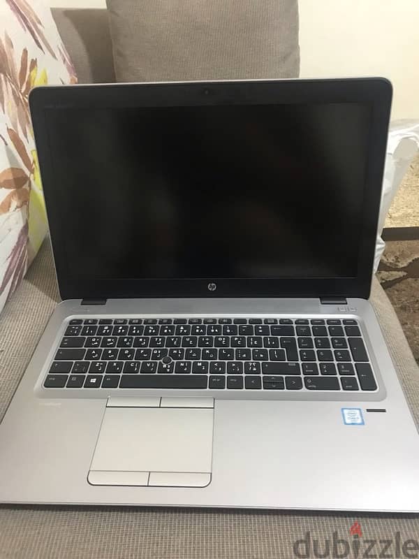 HP EliteBook 840 0