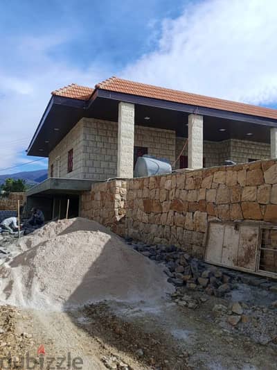 ارض مع بيت في الشوف للبيع land with house for sale in shouf