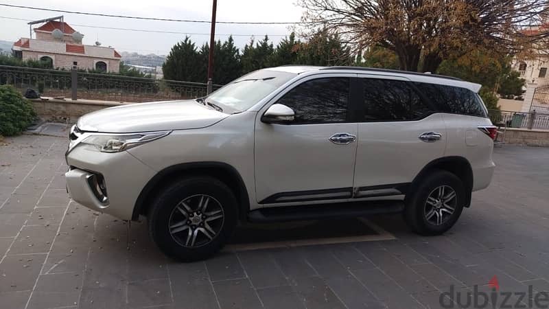 Toyota Fortuner 2016 0