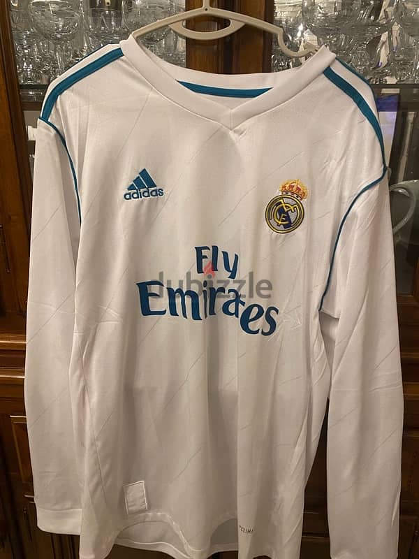 Real Madrid 2018 shirt jersey without badges or name 2