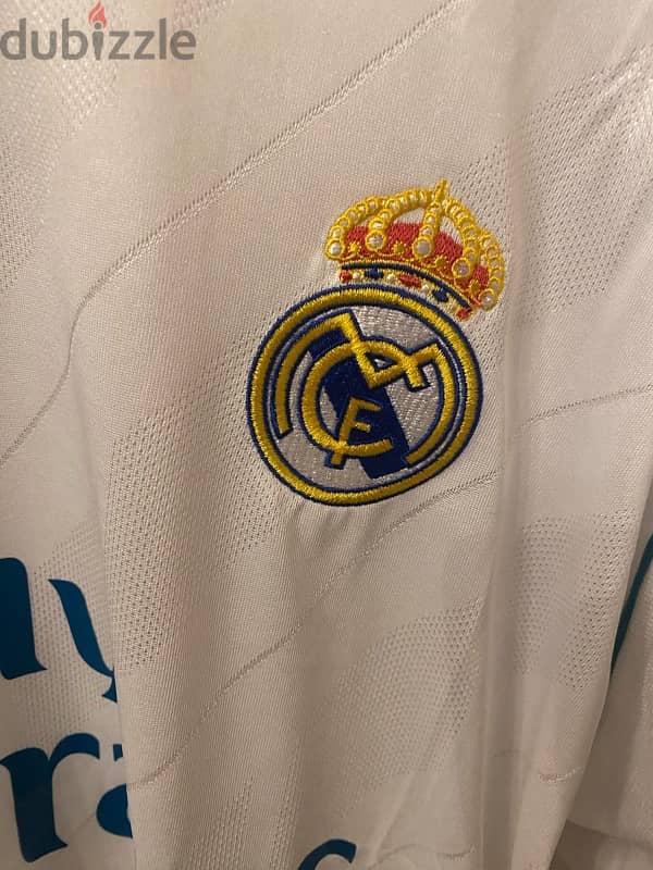 Real Madrid 2018 shirt jersey without badges or name 3