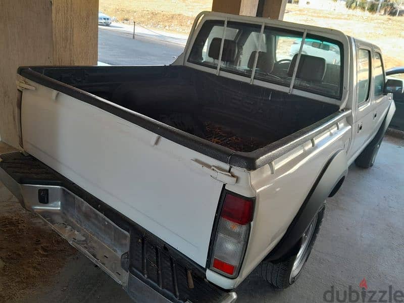 NISSAN FRONTIER PICK UP SUPER CLEAN 2