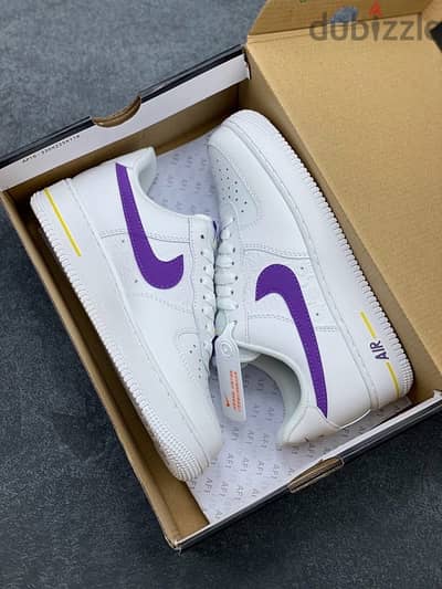 Air Force one EMB returns size 44 OG