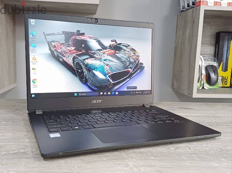 0.9 KG - SUPER SLIM ACER CORE I5 GEN 8 - 256/8 - FINGERPRINT 7