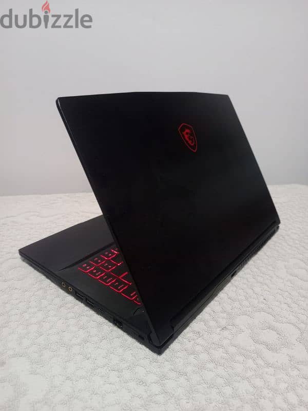 like new gaming MSI laptop 2